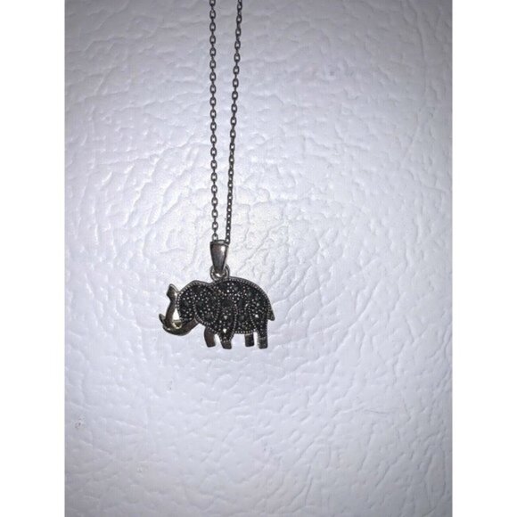 925 Sterling Silver Black Crystal Elephant Pendant and Necklace 18.5” - Picture 1 of 4